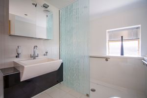 Photo 40- click for photo gallery